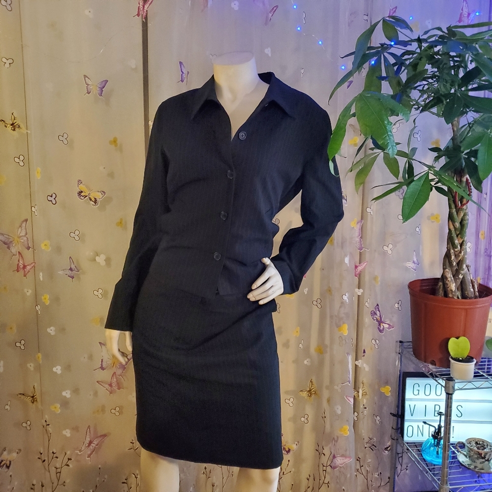 Two piece suit